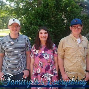 Meet your Posher, Stephanieand